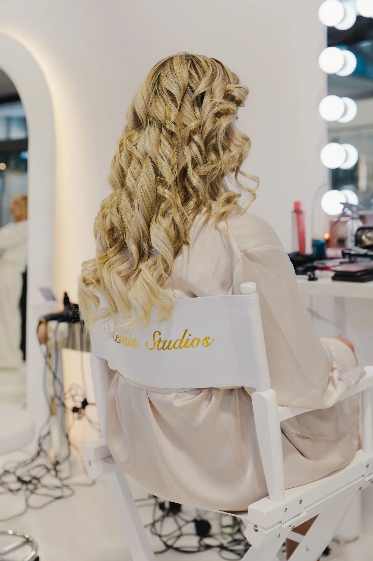 Tape extensions ( seamless 1)